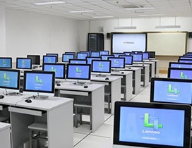 蓝天教育计算机房