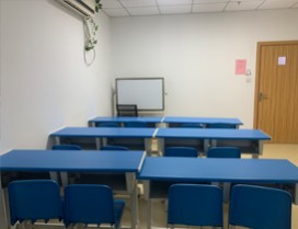 干净整洁的教室