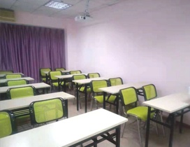 整洁的小班教室