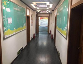 教室间的走廊